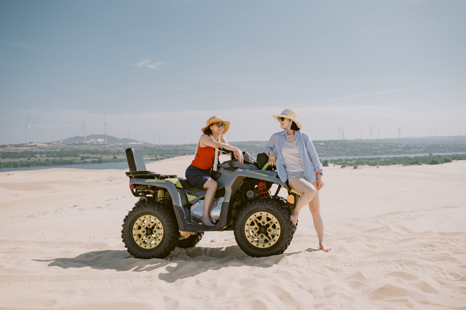 Tour xe jeep Phan Thiết – Hành trình “phiêu” giữa nắng gió và cát vàng