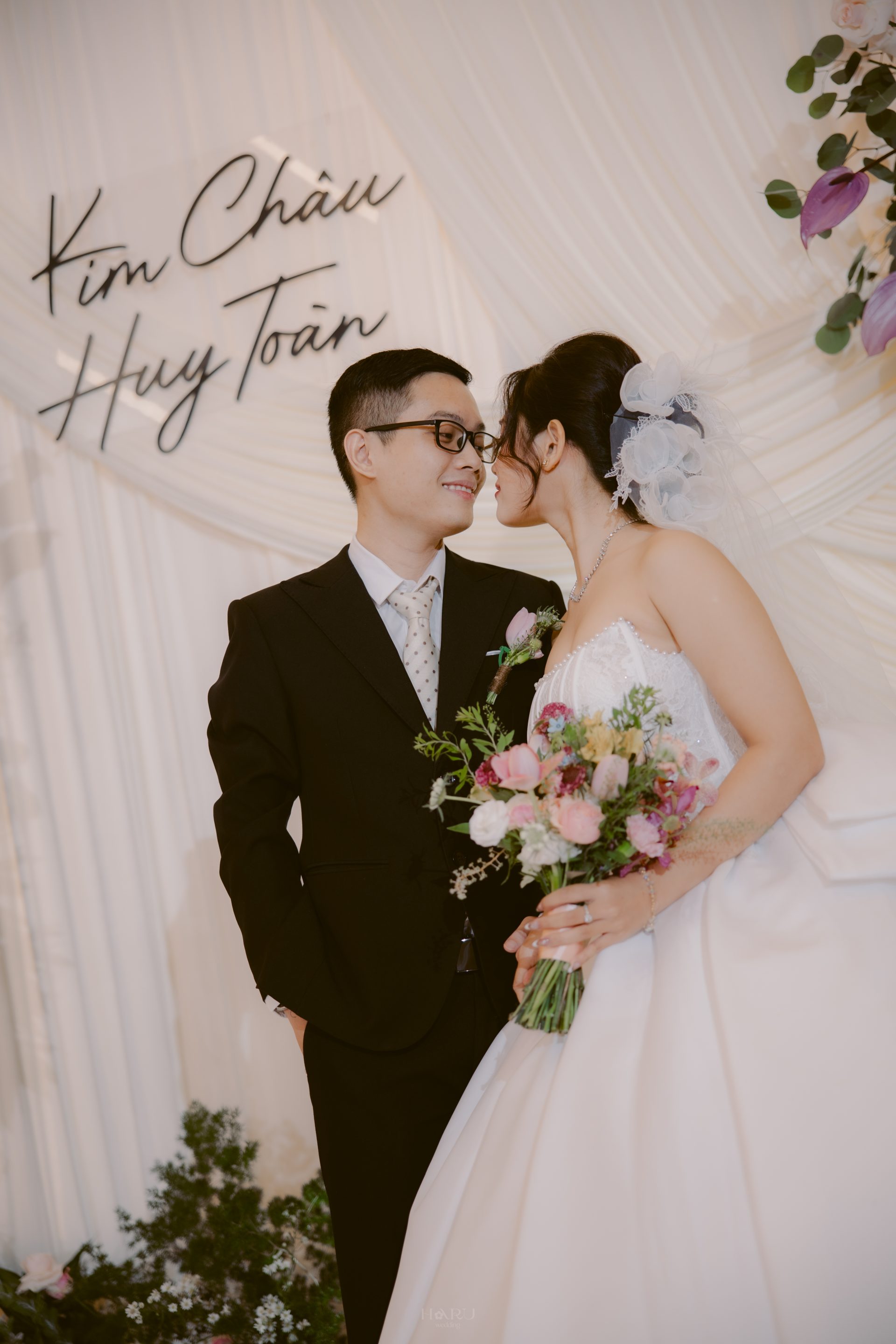 5 Kiểu Ảnh Nhất Định Phải Có Trong Album Cưới Thật Sự (Không Phải Ảnh Studio)