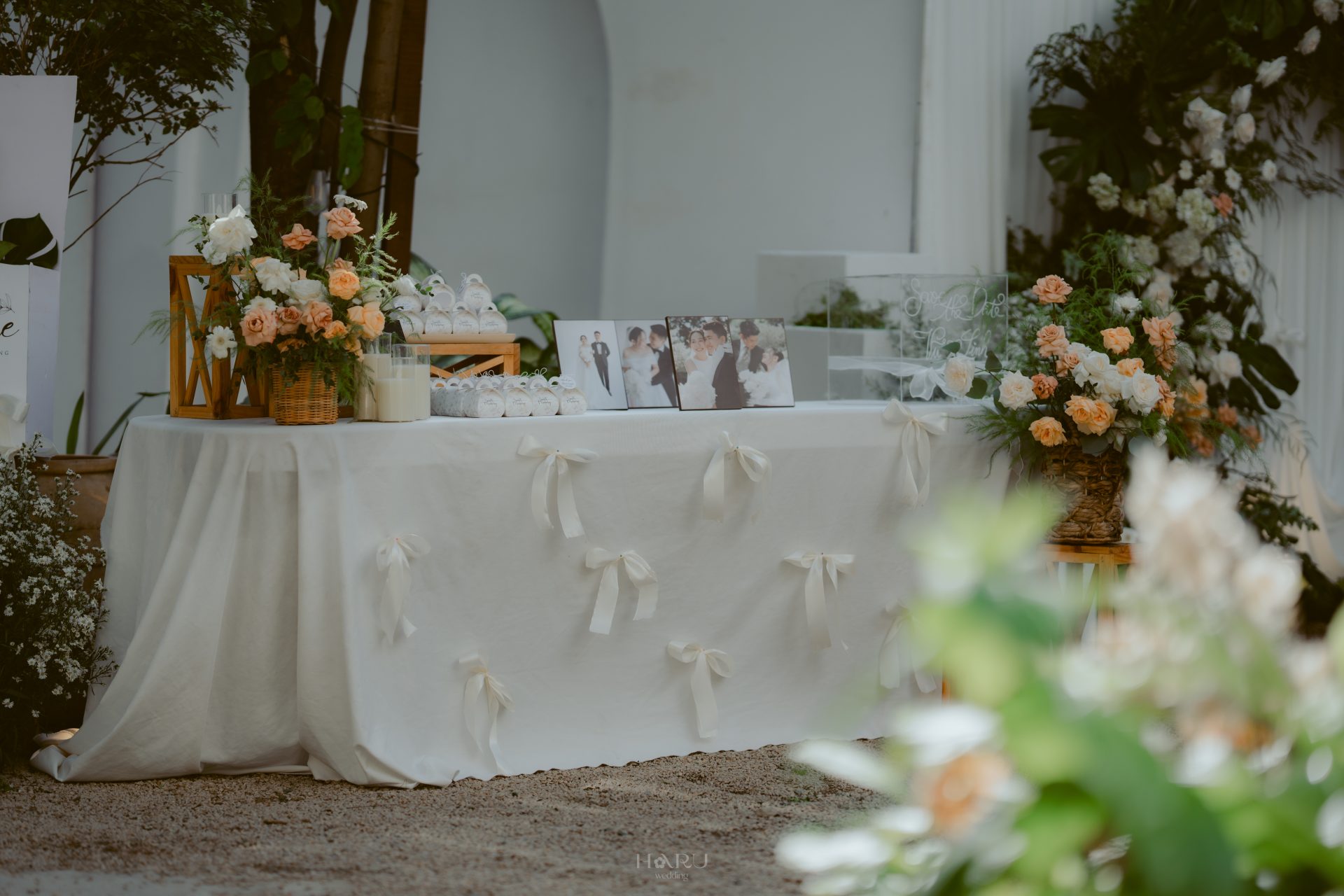 Cách Chọn Hoa Cưới Và Trang Trí Tiệc Cưới Theo Ngân Sách: Bí Quyết Dành Cho Cặp Đôi Sắp Cưới